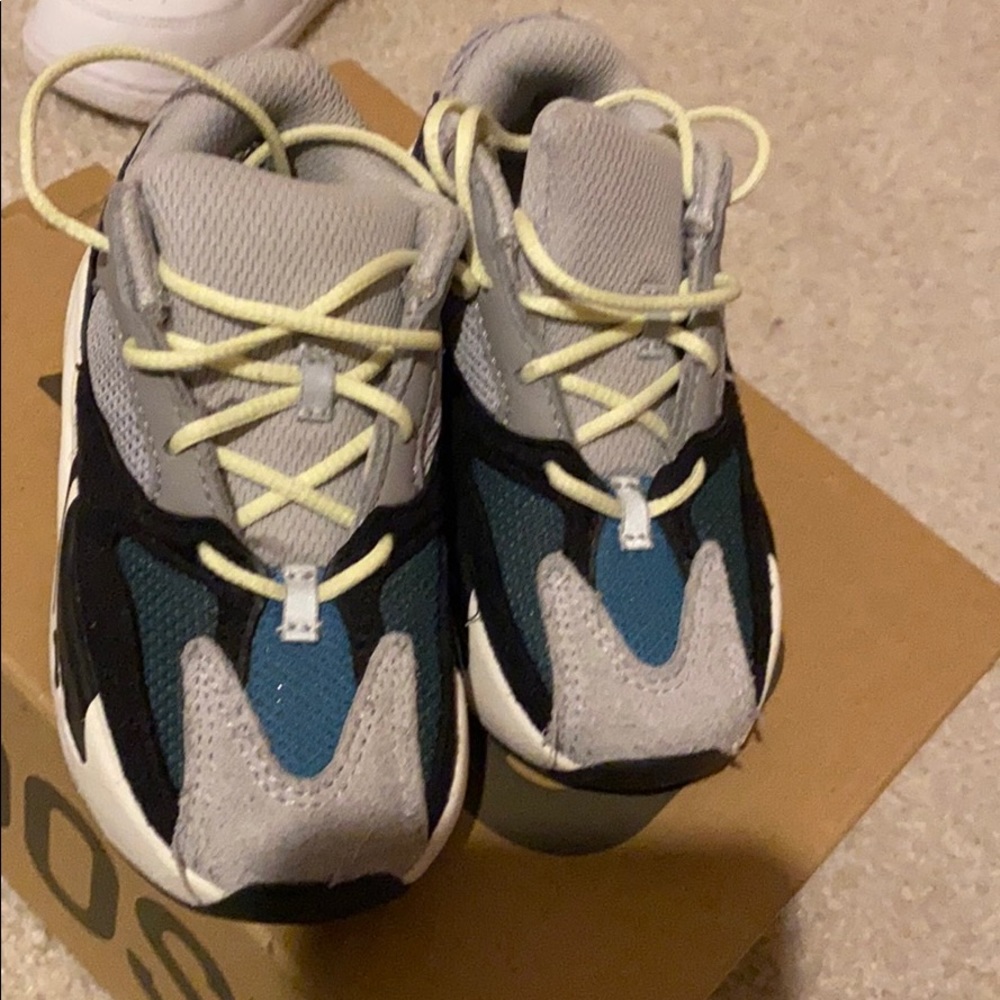Yeezy Boost 700 V1